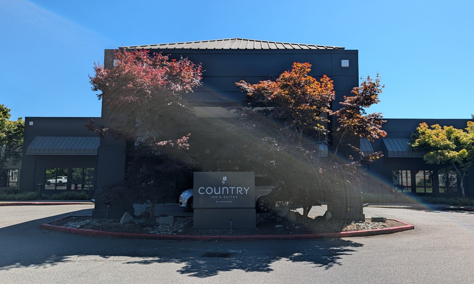 Country Inn & Suites by Radisson Seattle-Bothell Review: Is It Worth Staying Here?